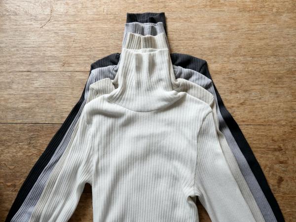 CLOSELY Cotton Silk Turtle Neck L/S T Shirt