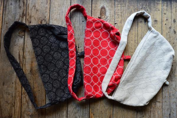 minä perhonen 「tambourine」body bag small