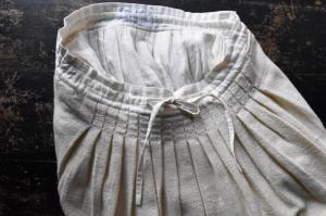 Khadi&Co. 「DEGAS」  Wool Khadi Hand Tucked Skirt