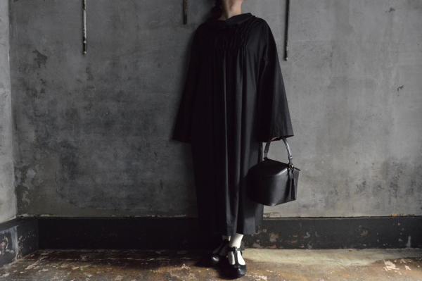 NATIVE VILLAGE Cotton Off Neck Shirring Onepiece