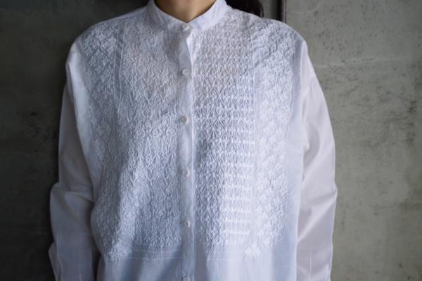 maison de soil Embroidery Open Front Blouse