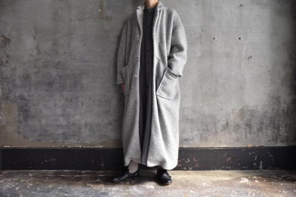 UNIVERSAL TISSU Boa Long Chester Coat