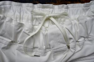 FIR MUM Center Seamed Tapered Pants