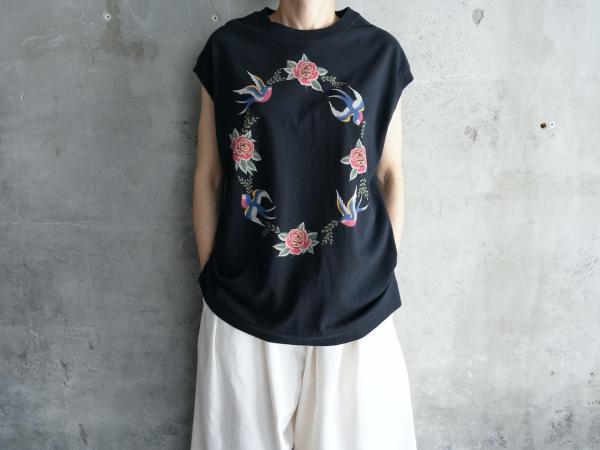RhodolirioN Swallow Printed French Sleeve T Shirt