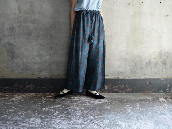 TOWAVASE 「Eulalie」Silk Printed Pants