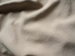 NO CONTROL AIR Polyester Twill Back Flare T
