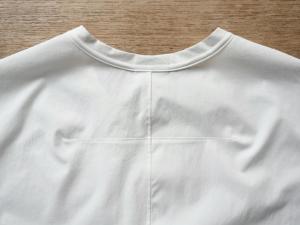 NO CONTROL AIR Polyester Typewriter Crew Neck T