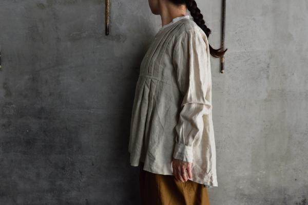 TOKIHO 「NIL-MOLLY」Cleric Collar Blouse