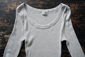 CLOSELY Cotton Silk U Neck L/S T Shirt