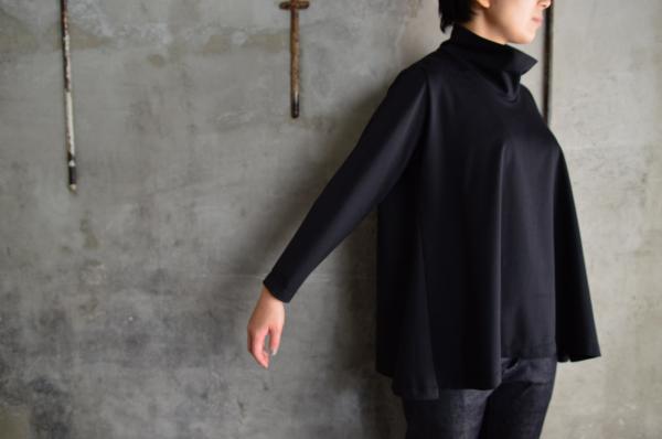 Polyester Cotton Tricot Off Turtle A line