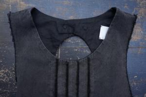 GASA*「灰色の人」Short Apron Vest