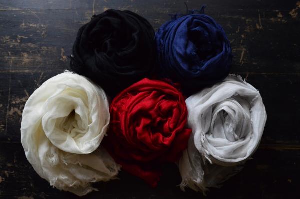 UNIVERSAL PLUS 「あの」Stole