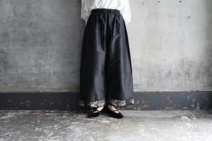 TOWAVASE  「Manon」  Silk Glass Beads Pants