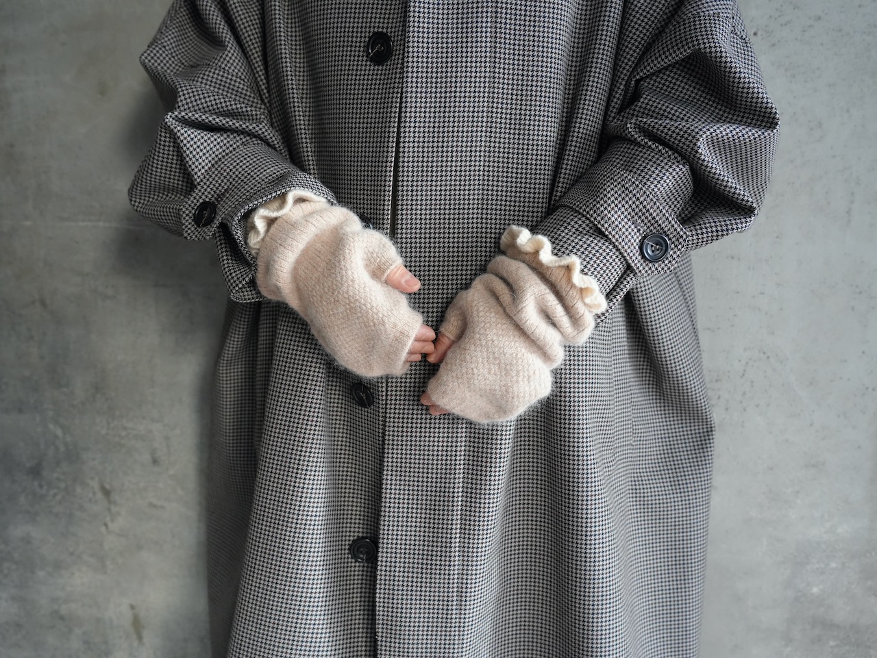 poefu / GLEN GORDON 「あの手袋」