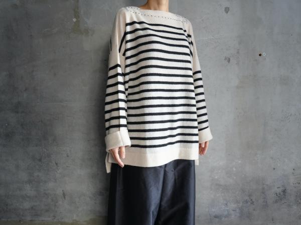 TOWAVASE 「Basque」 Cashmere Boat Neck Knit 1ply