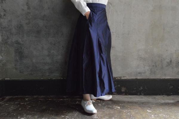 humoresque Silk Polyester Mix Tuck Skirt